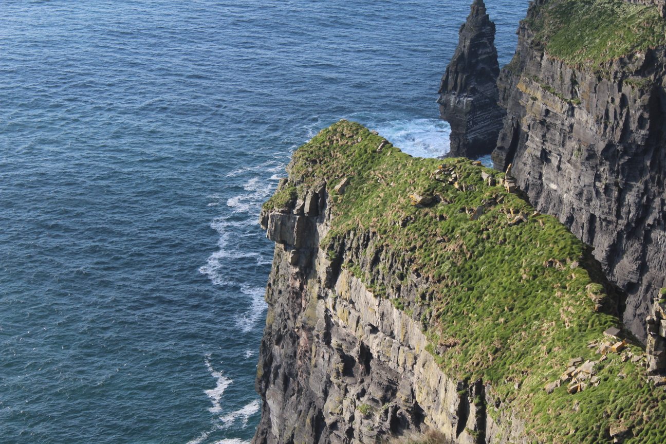 paddy wagon cliffs of moher