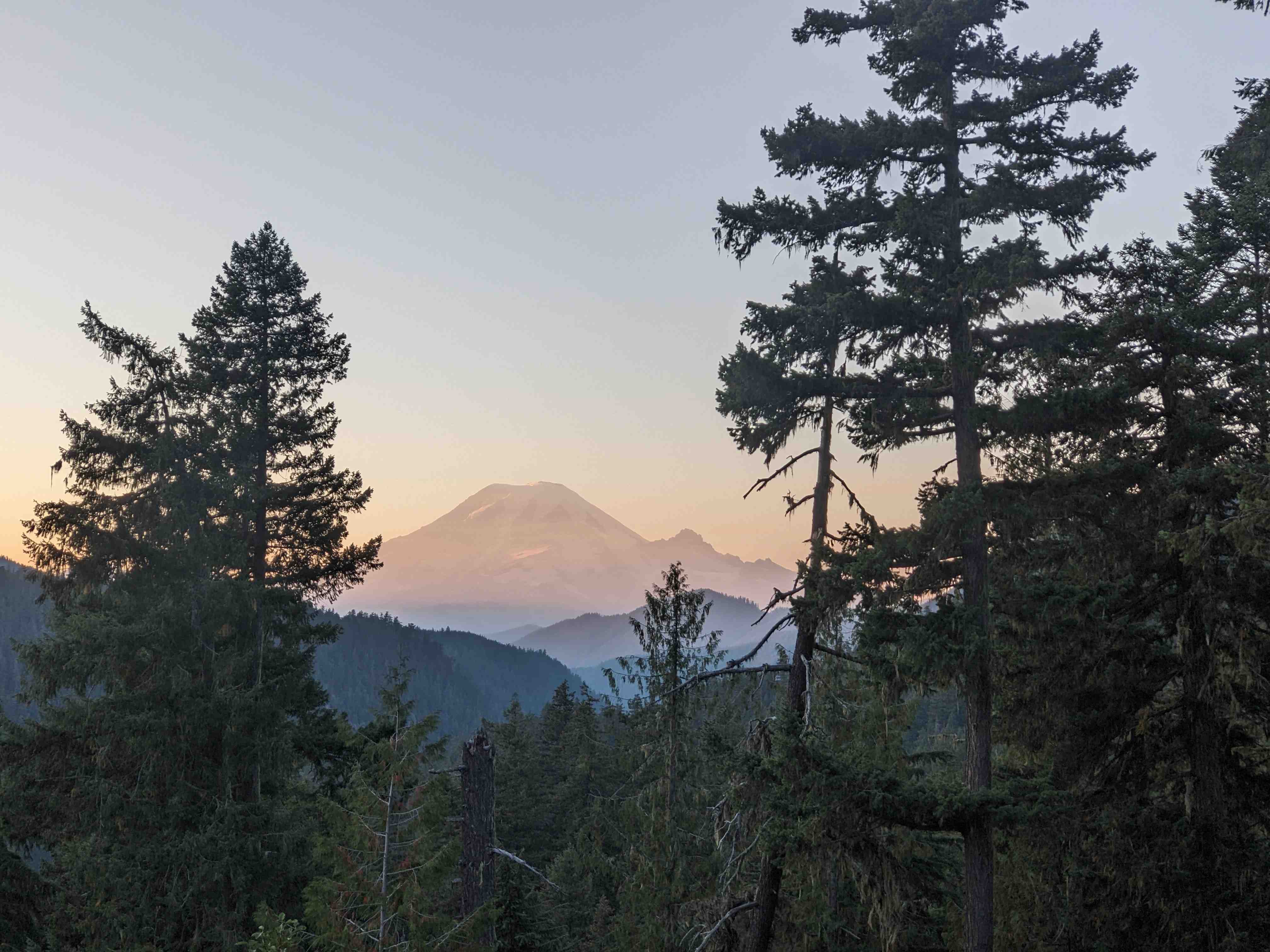 mount rainier winter cabins